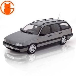 ماکت ماشین فولکس Passat سایز 1/18